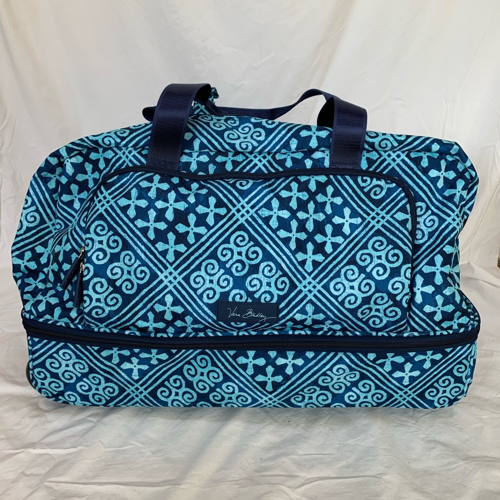 Vera Bradley rolling upright foldable luggage